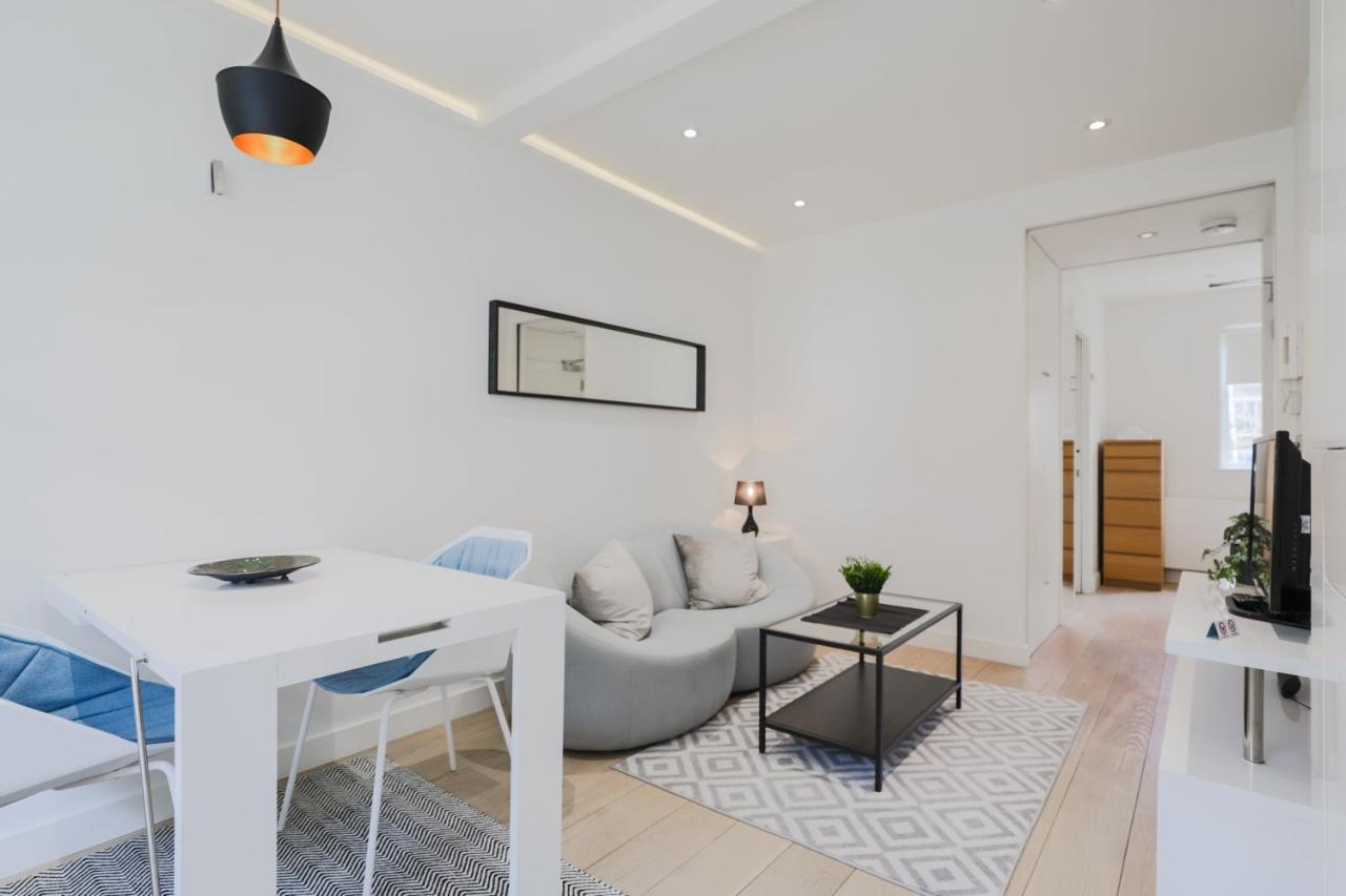 Aparthotel Soho *