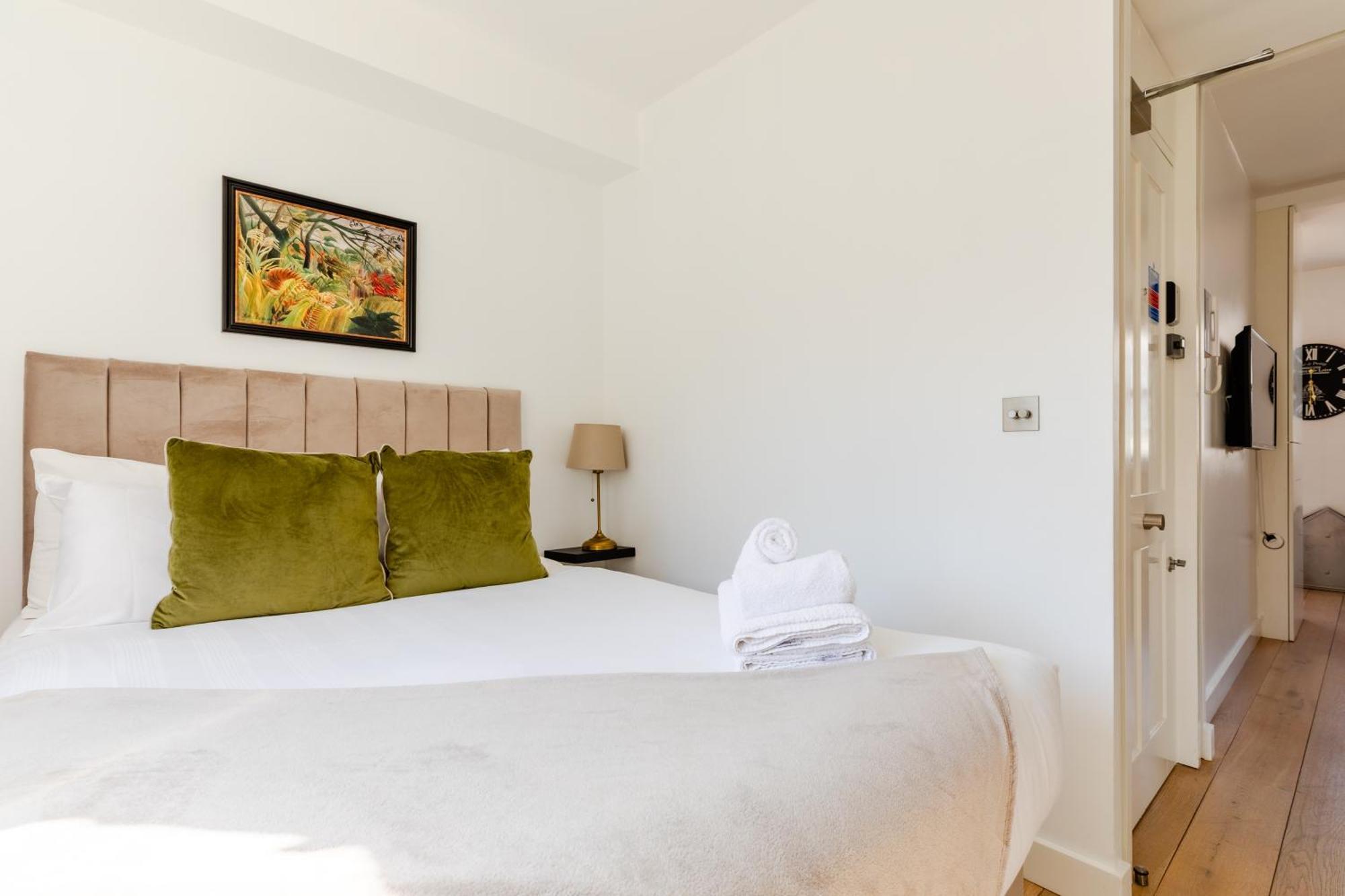 Soho Aparthotel